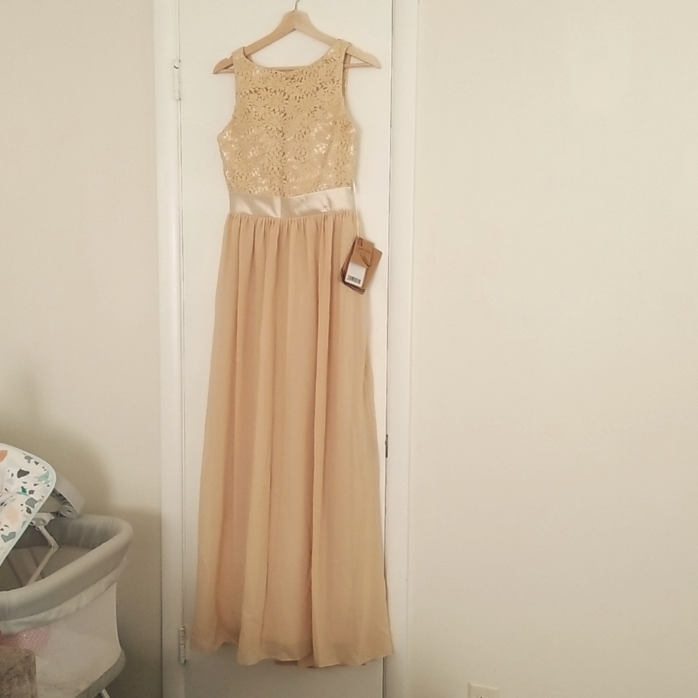 Gold bridesmaid/homecoming/prom dress - size 6